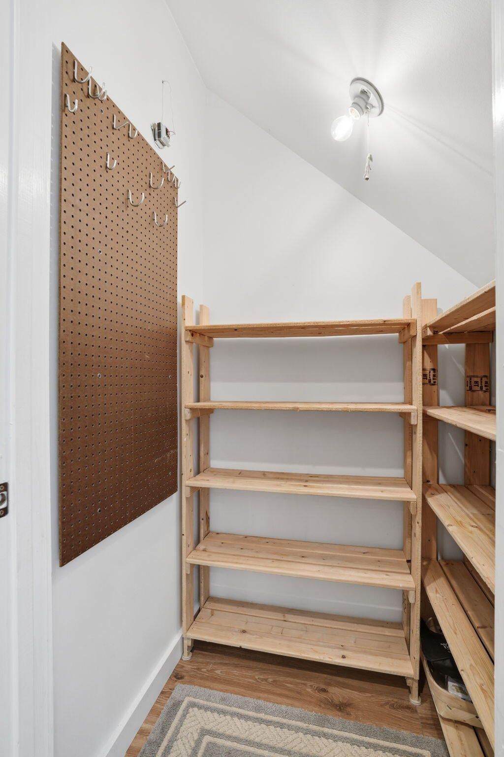 136 River Breeze Drive Photo 12