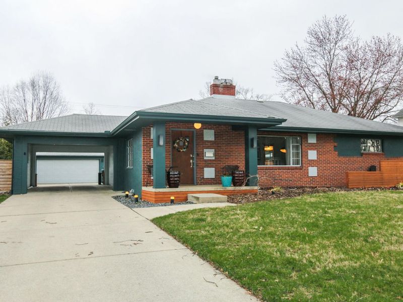 488 Stanbery Avenue, Columbus, OH 43209 Photo 2