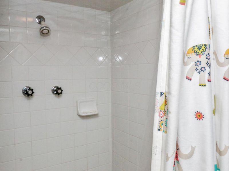 488 Stanbery Avenue, Columbus, OH 43209 Photo 38