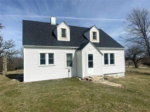 13241 Mahogany Road, Hopkins, MO 64461