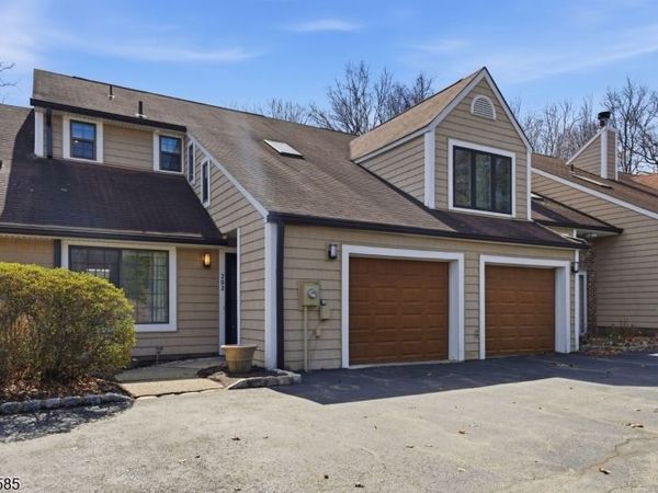 202 Joseph Ln, Mine Hill, NJ 07803