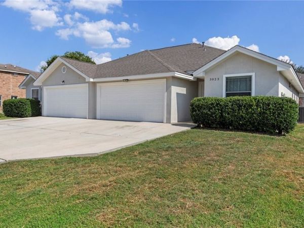 3021/3023 Douglas Fir Drive , New Braunfels, TX 78130