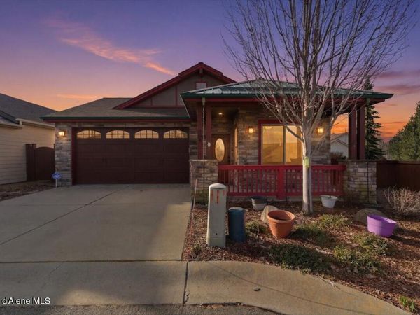 962 Waterloo LN, Coeur d'Alene, ID 83815