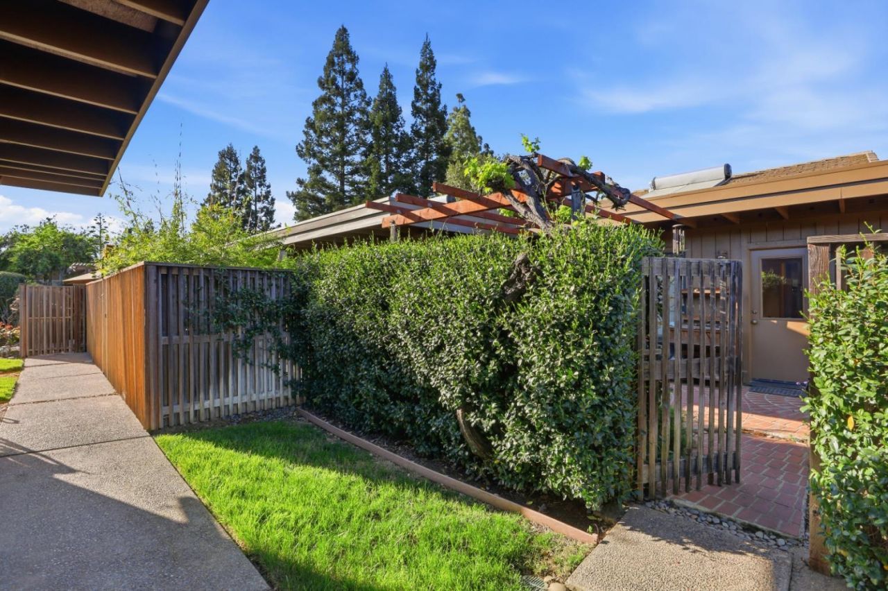 5354 Angelina Ave, Carmichael, CA 95608 Photo