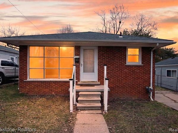 506 Emerson Avenue, Pontiac, MI 48342