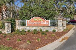 122 Oyster Bay Dr. photo 4