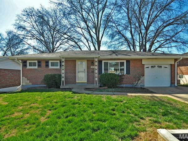 9816 Lakeford Lane, Unincorporated, MO 63123