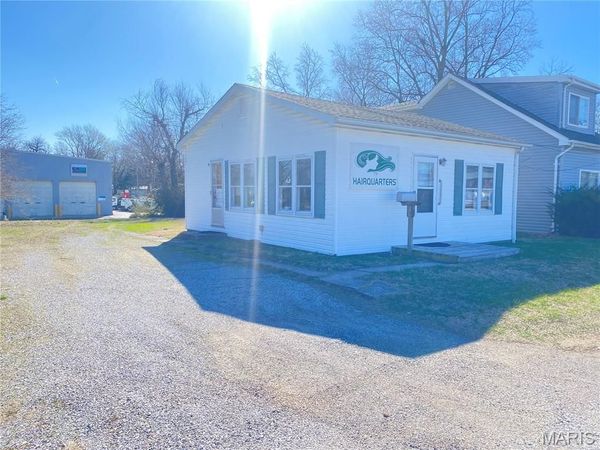 1507 N Illinois Street, Swansea, IL 62226