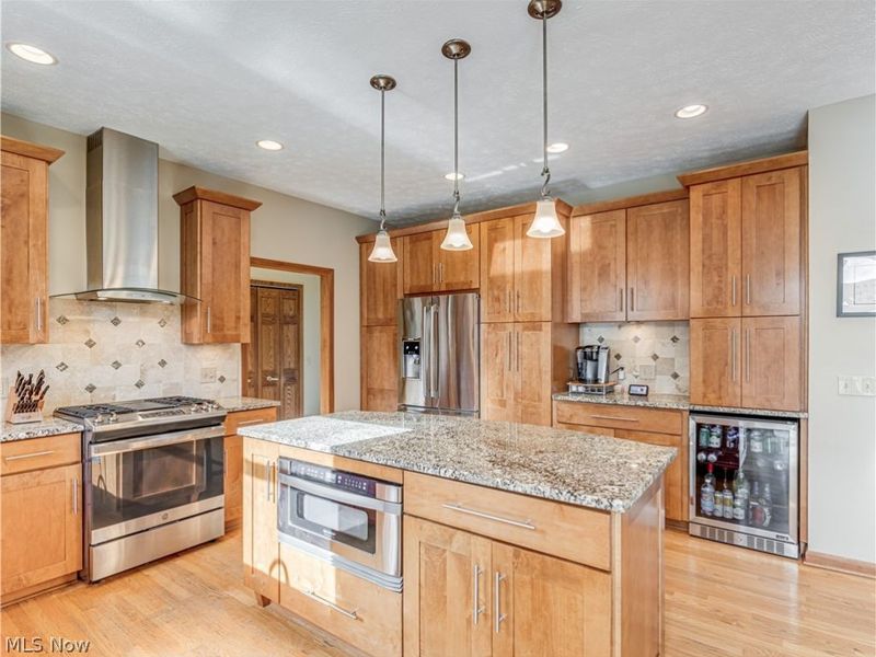 21821 Woodfield Trail, Strongsville, OH 44149 Photo 18