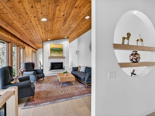 5117 Lake Mendota Drive, Madison, WI 53705