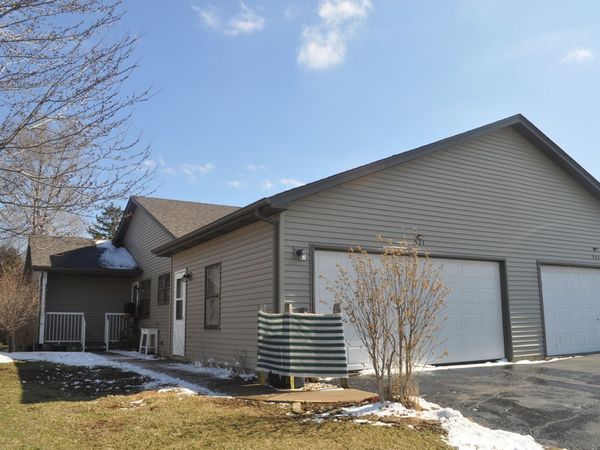 521 S Railroad Street , Montgomery, IL 60538