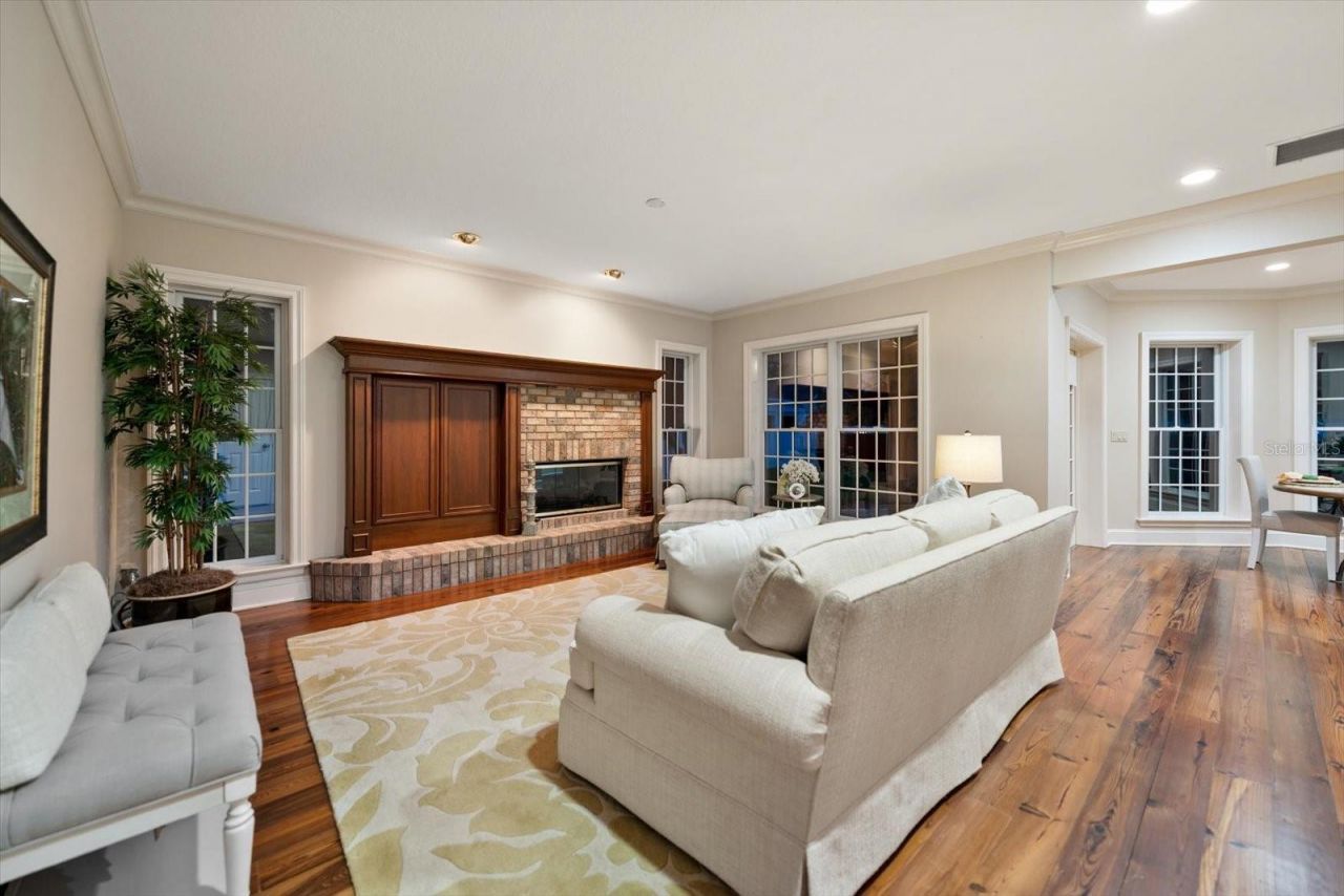 1205 Palm View Avenue, Belleair, FL 33756 Photo