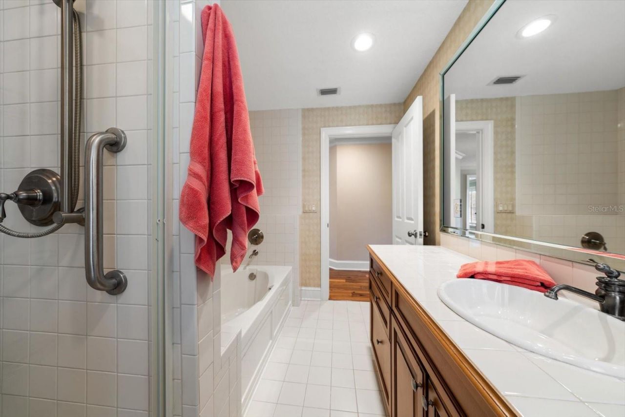 1205 Palm View Avenue, Belleair, FL 33756 Photo