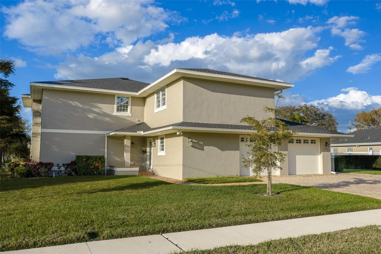 1205 Palm View Avenue, Belleair, FL 33756 Photo