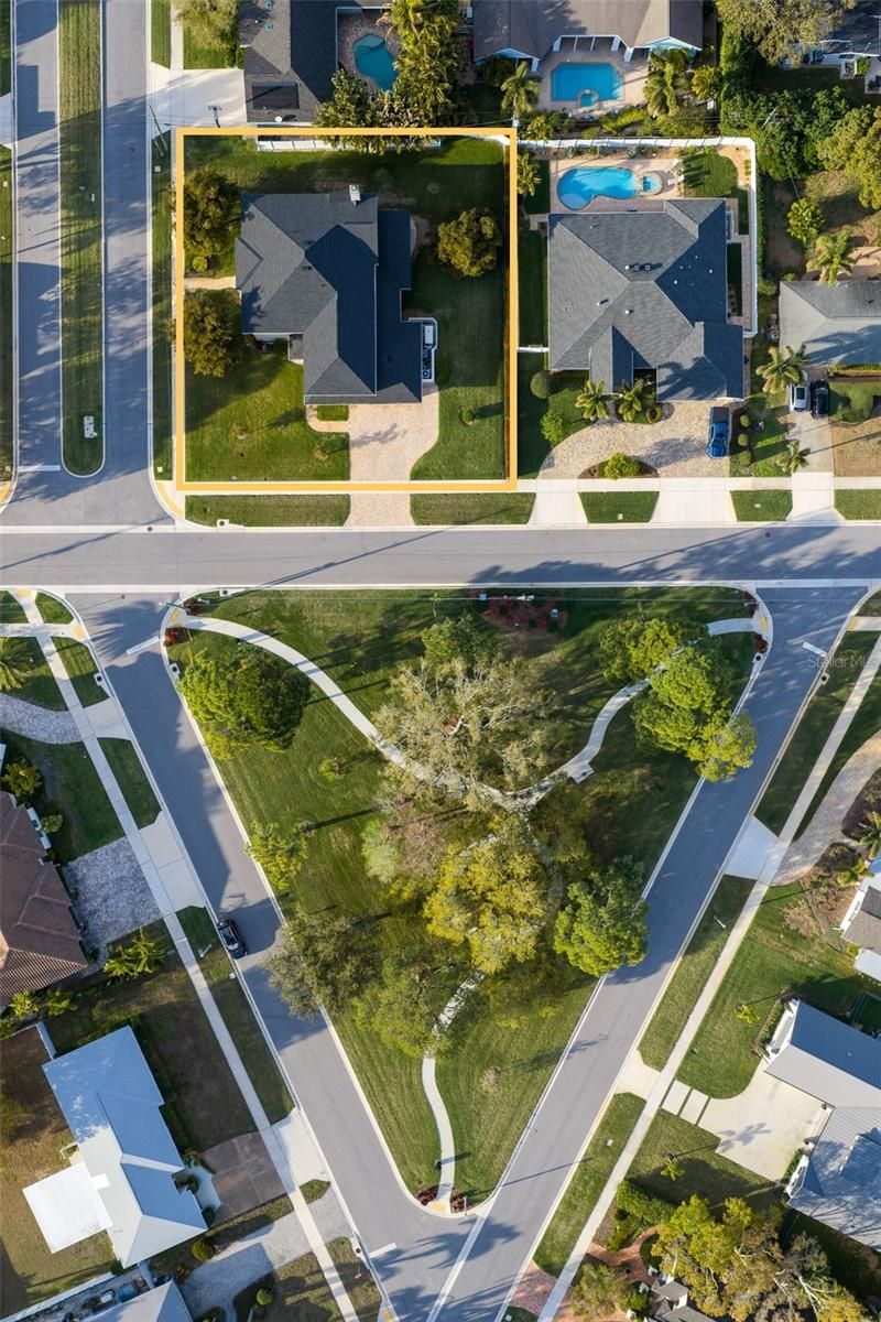 1205 Palm View Avenue, Belleair, FL 33756 Photo