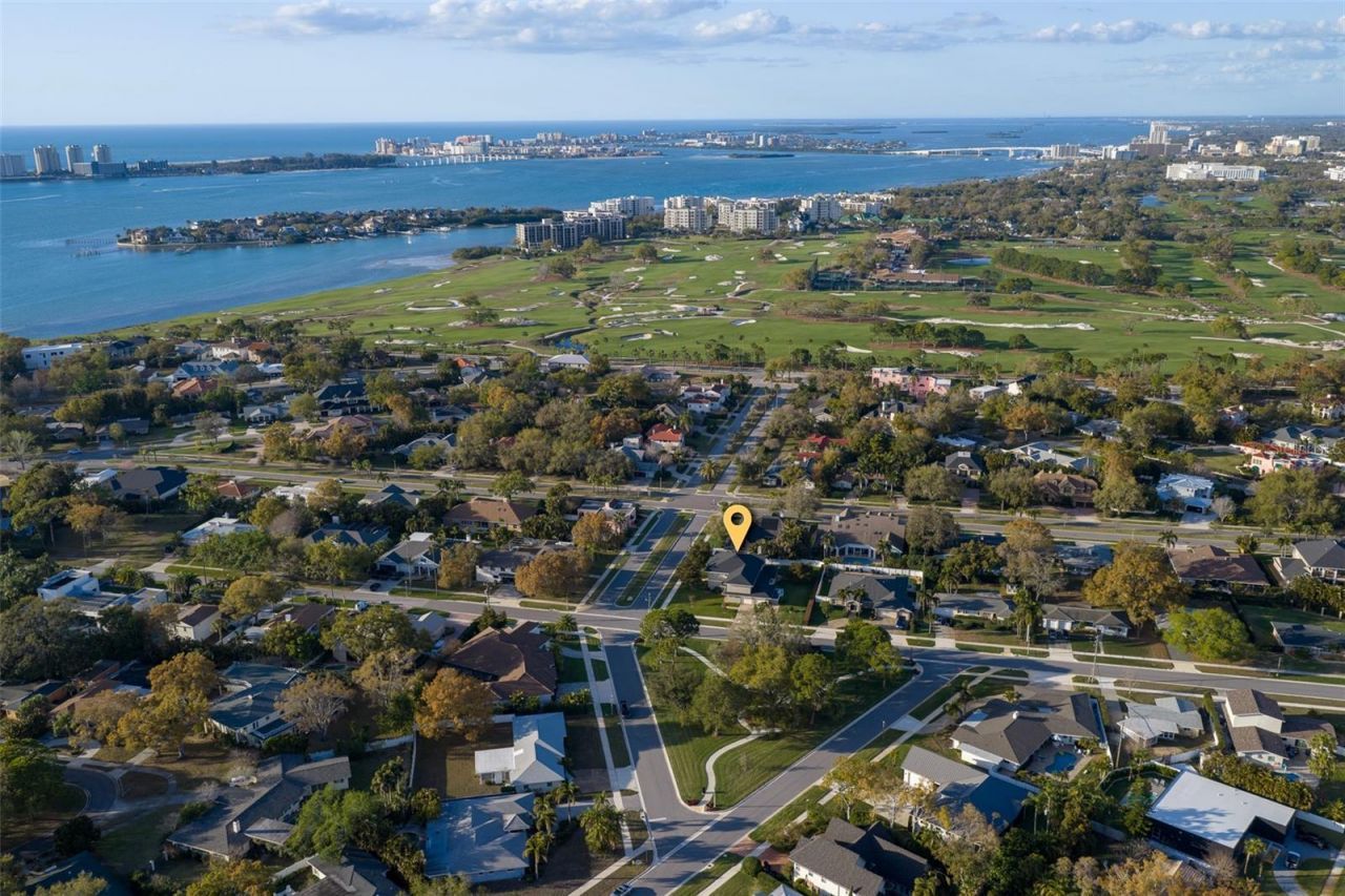 1205 Palm View Avenue, Belleair, FL 33756 Photo