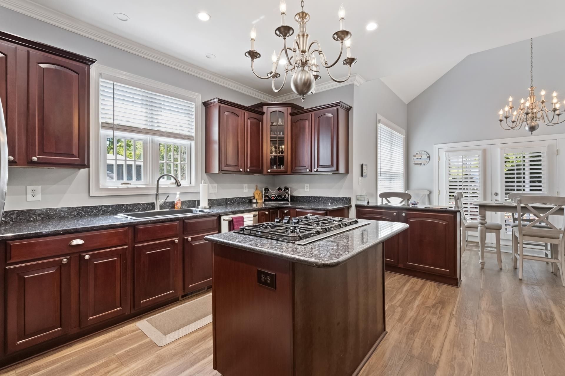 549 Old Augusta Dr. Photo 9