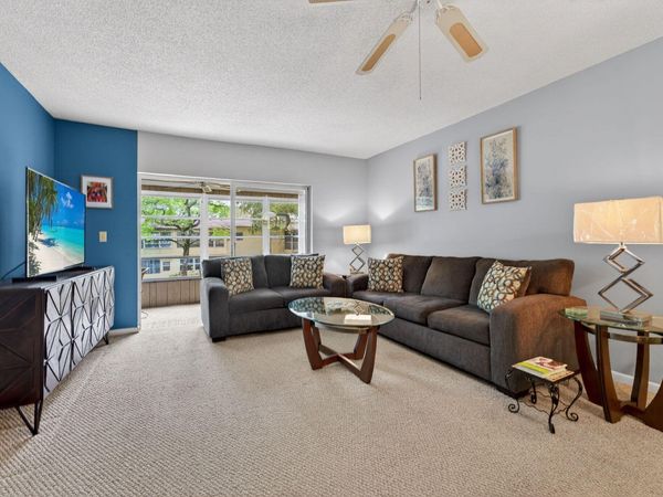 7680 NW 1st Street, Unit 201, Margate, FL 33063