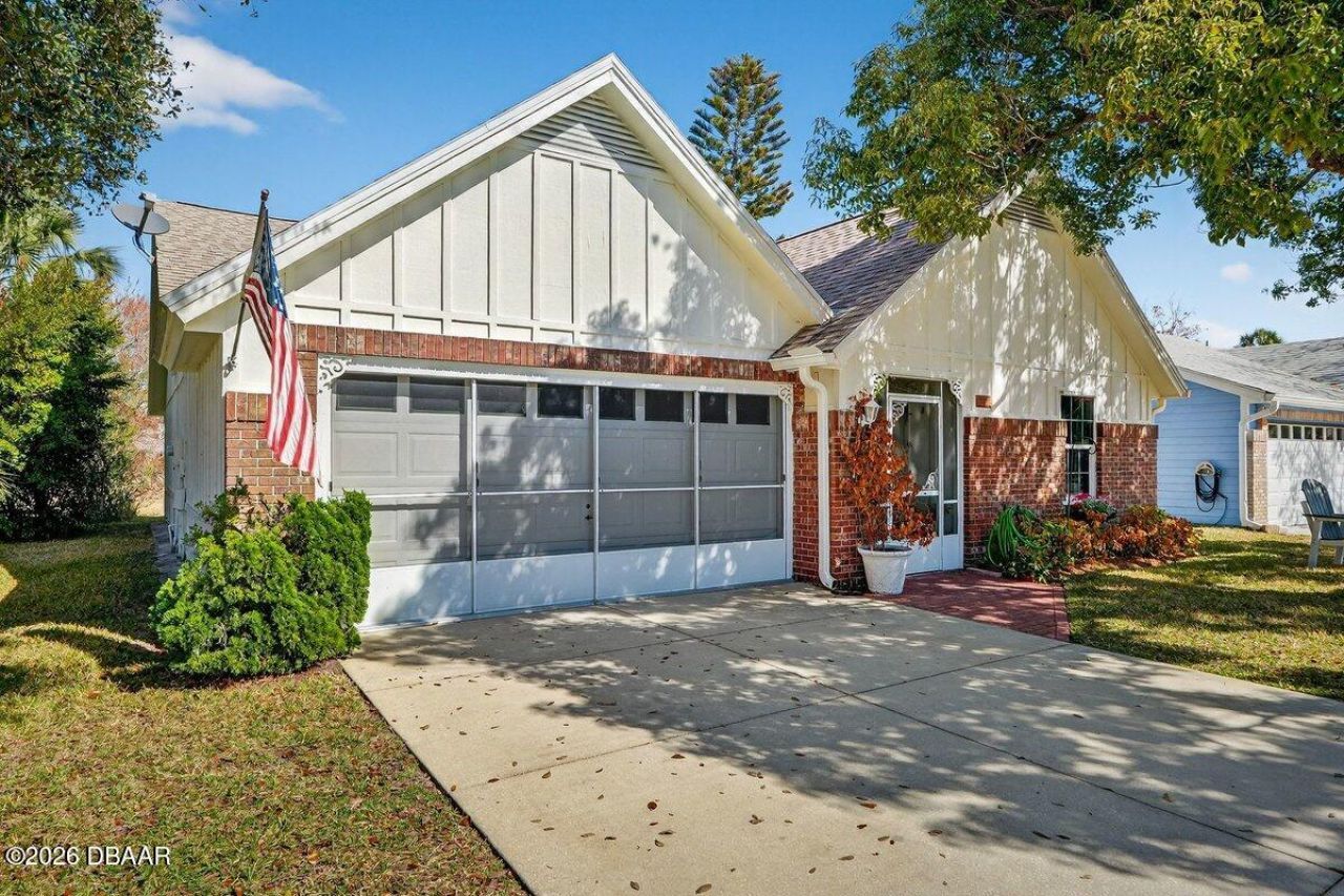 701 Pine Shores Circle, New Smyrna Beach, FL 32168 Photo