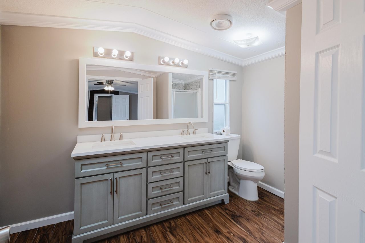 1500 Highway 15 Photo 24