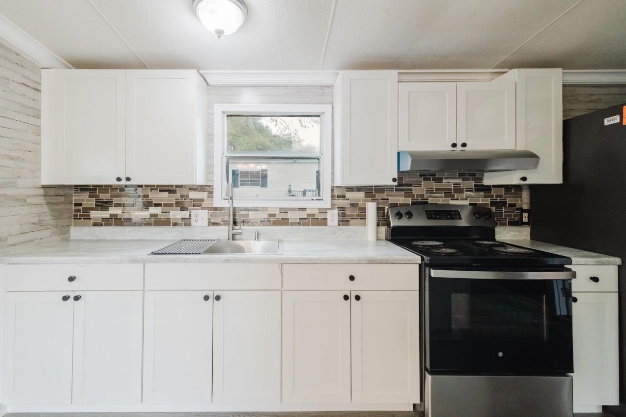 1500 Highway 15 Photo 29