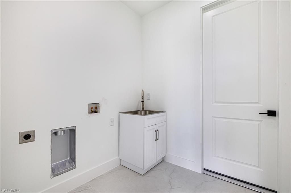 420 Yolanda St , Lehigh Acres, FL 33972 Photo