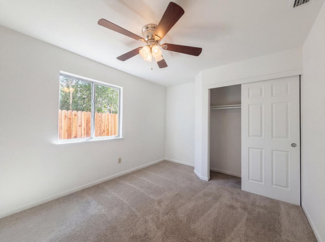 7117 Snowy Birch Way, Sacramento, CA 95823 Photo