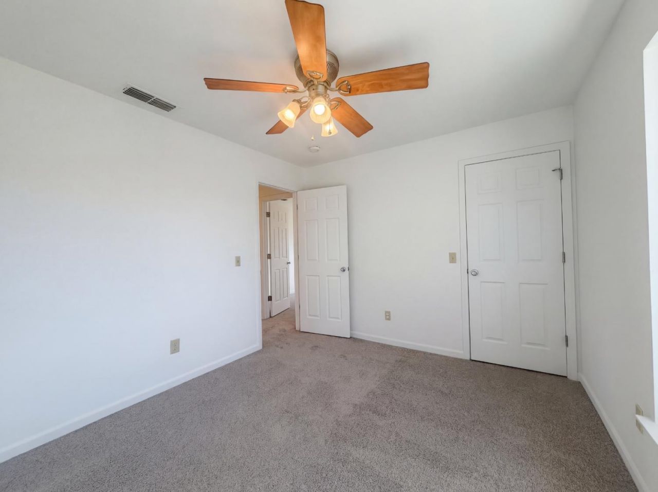 7117 Snowy Birch Way, Sacramento, CA 95823 Photo