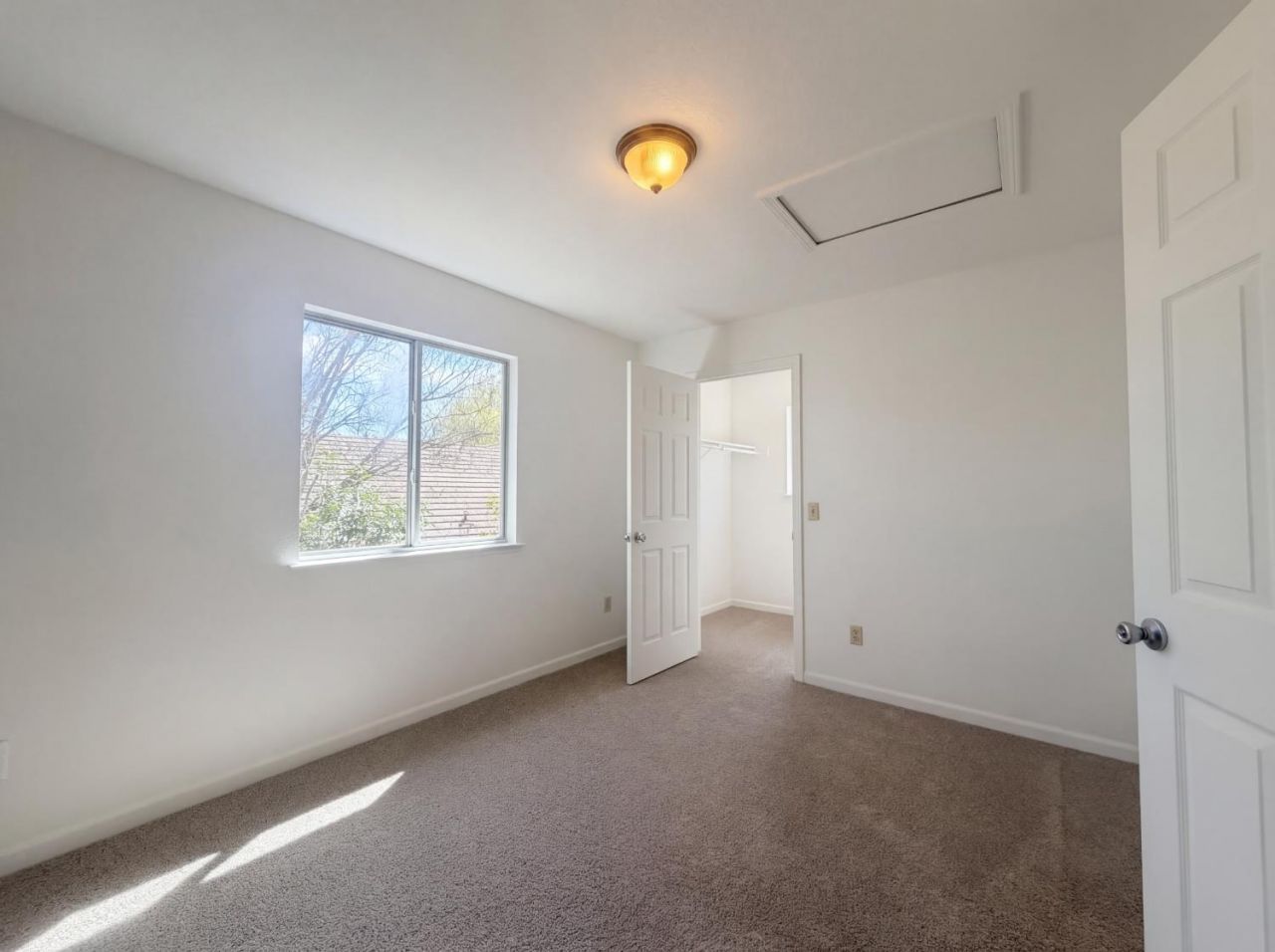 7117 Snowy Birch Way, Sacramento, CA 95823 Photo