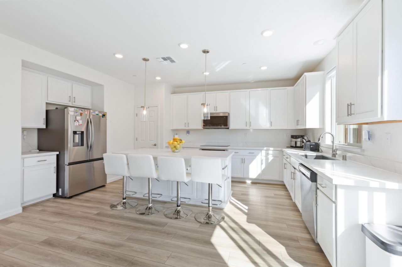 2051 Camden St, Hollister, CA 95023 Photo