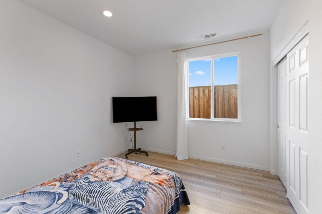 2051 Camden St, Hollister, CA 95023 Photo