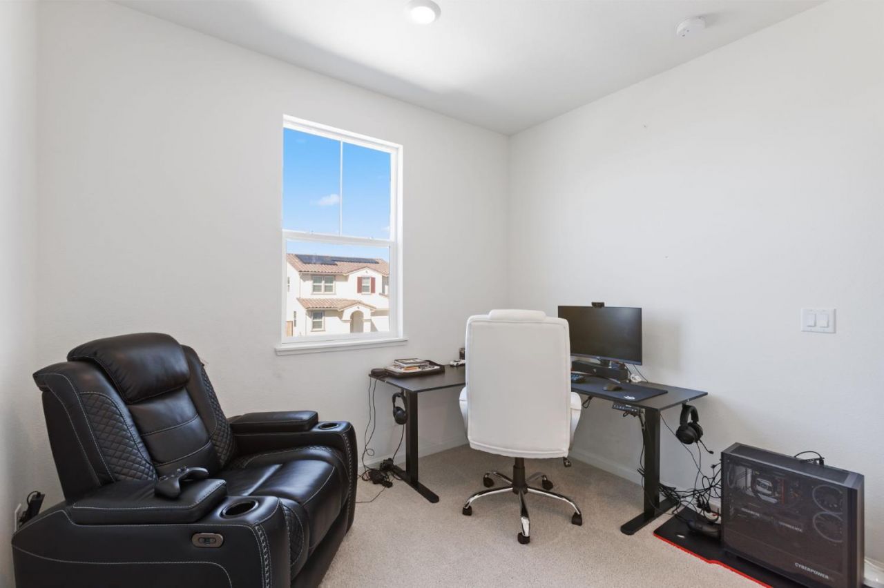 2051 Camden St, Hollister, CA 95023 Photo