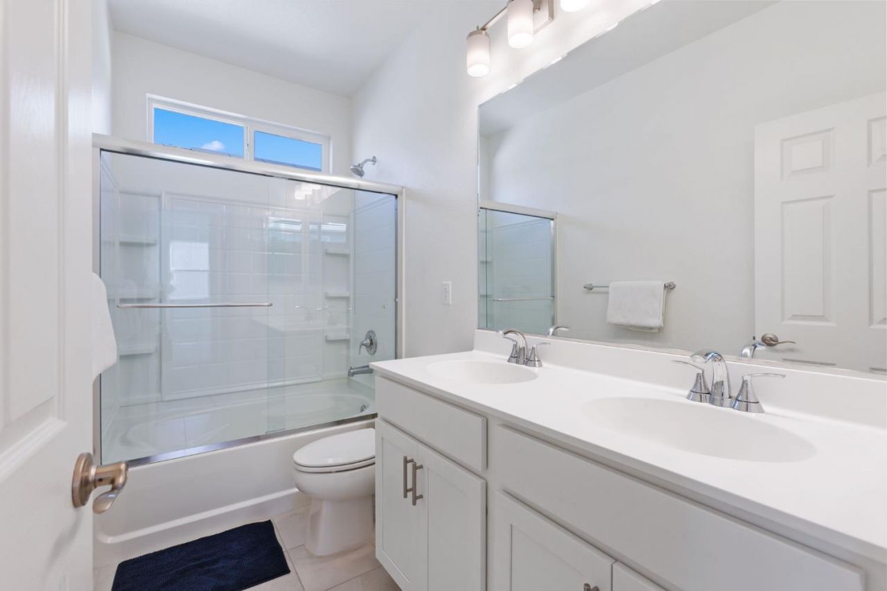 2051 Camden St, Hollister, CA 95023 Photo