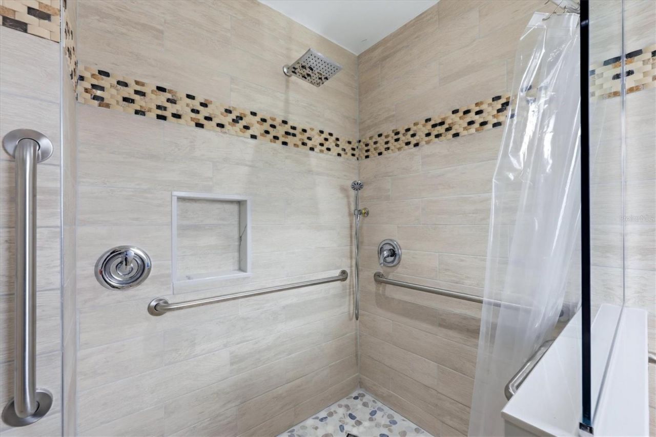 58 Windsor Drive , Englewood, FL 34223 Photo