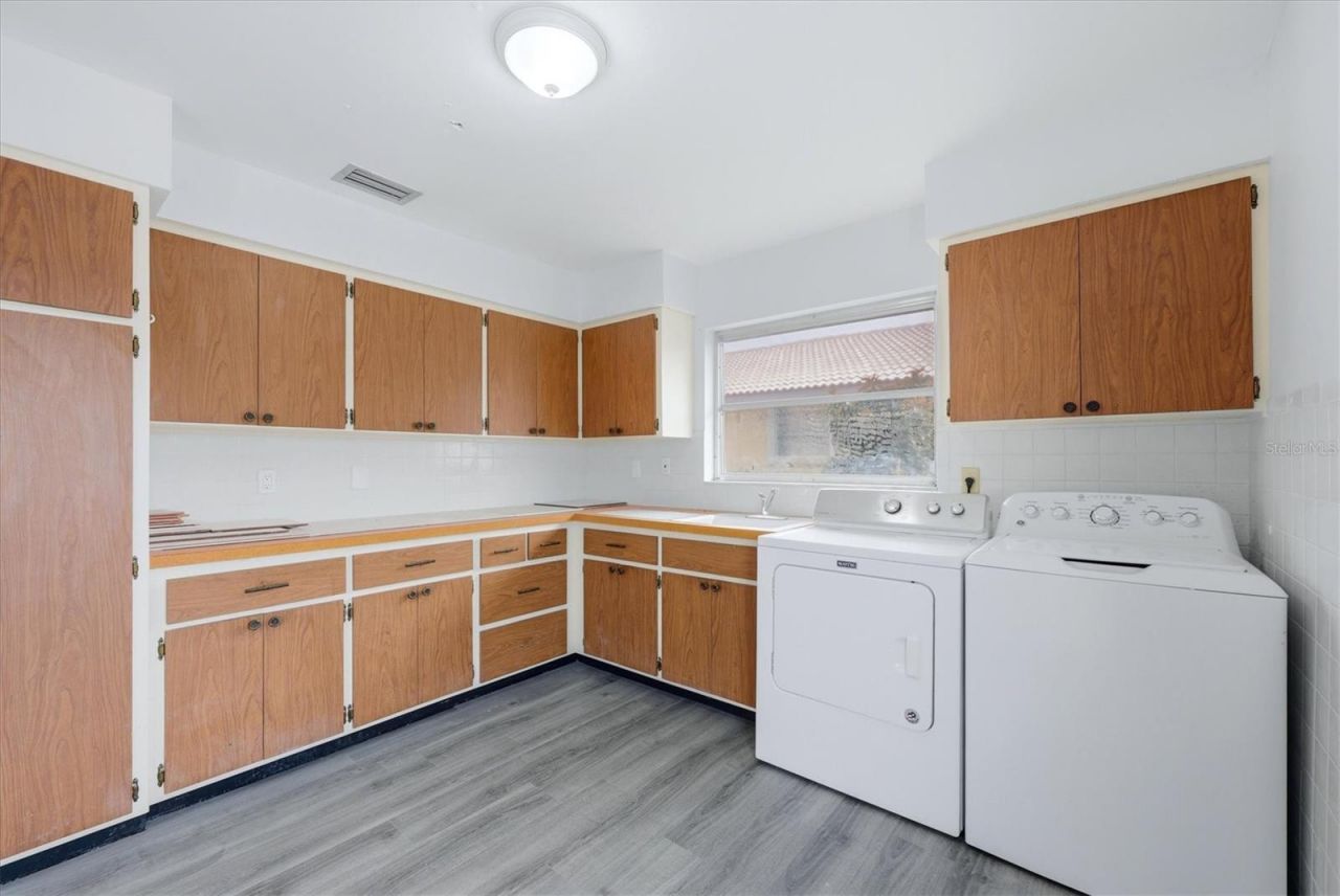 58 Windsor Drive , Englewood, FL 34223 Photo