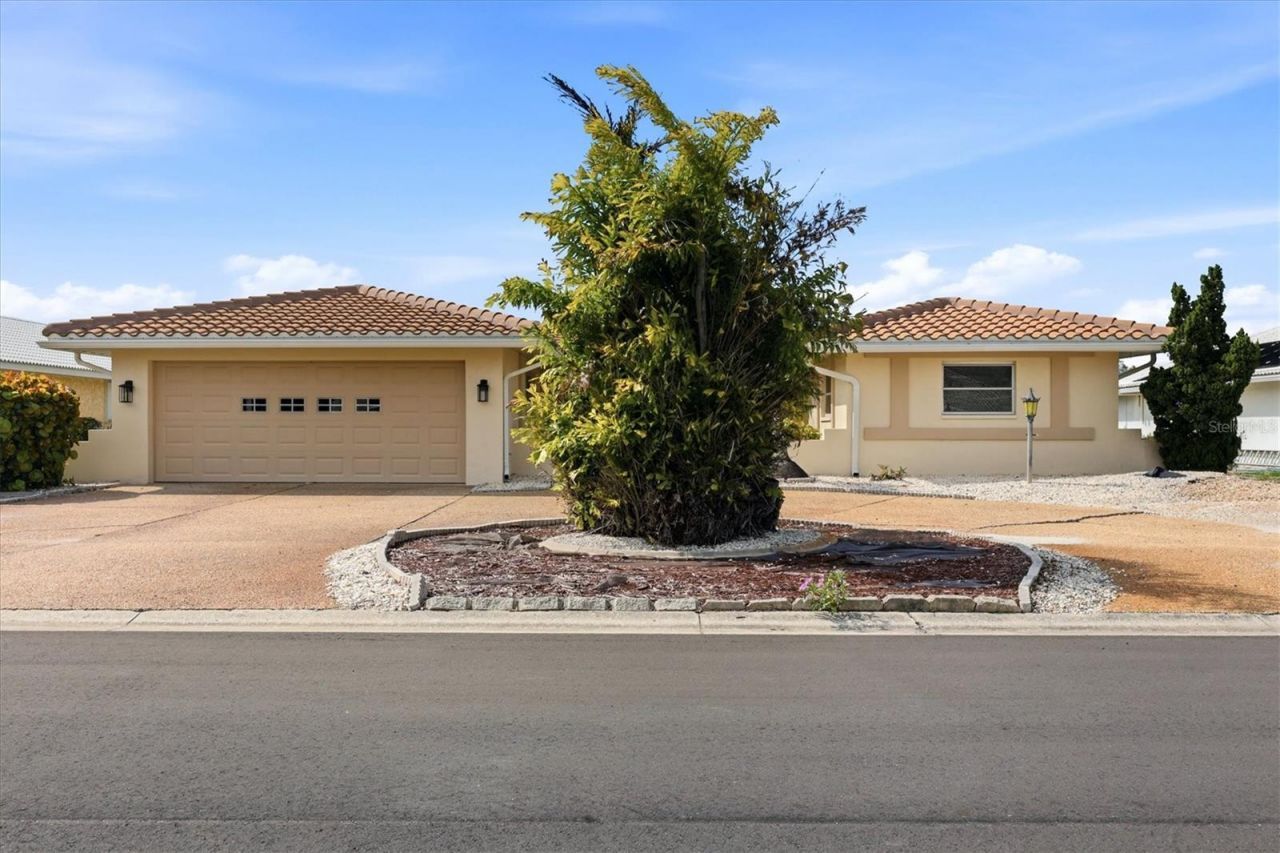 58 Windsor Drive , Englewood, FL 34223 Photo