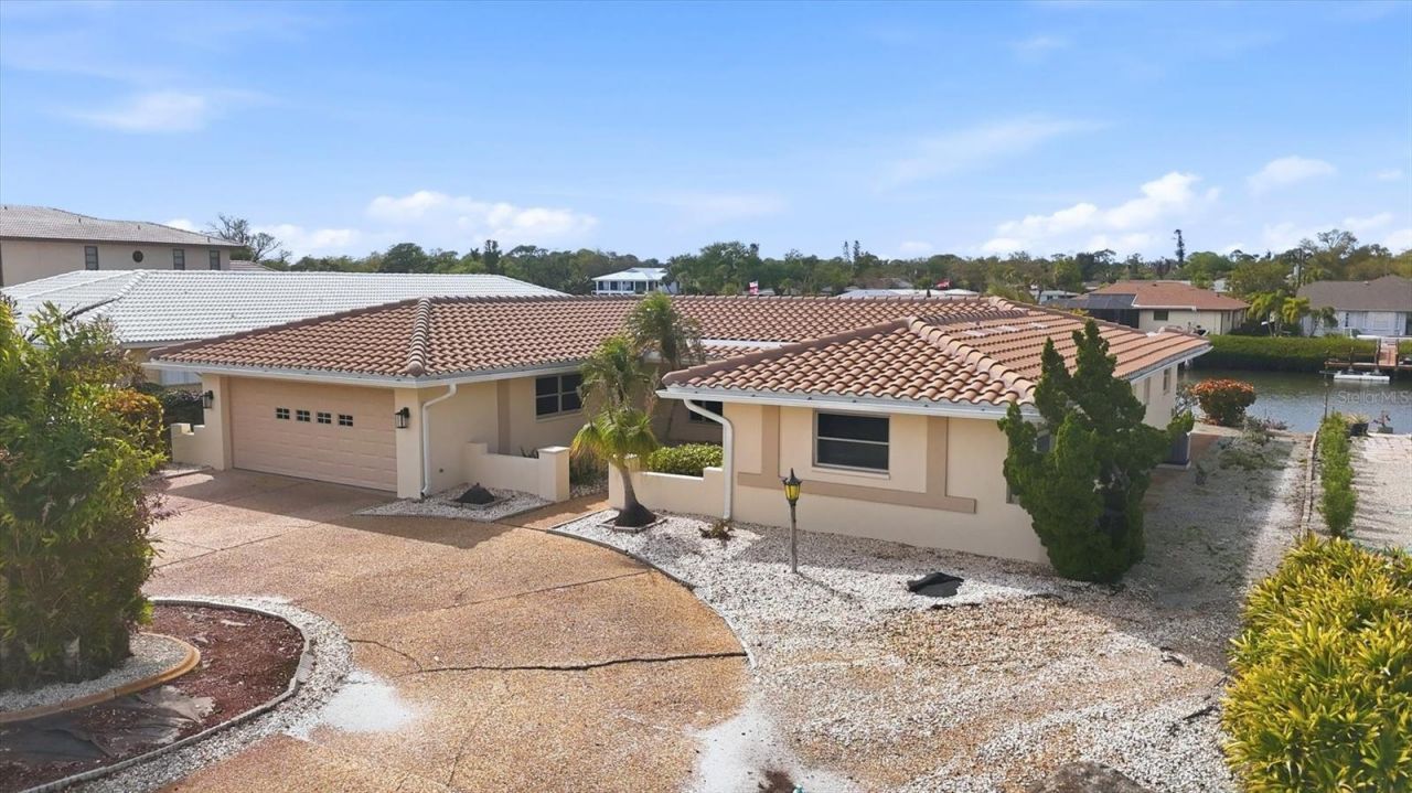 58 Windsor Drive , Englewood, FL 34223 Photo