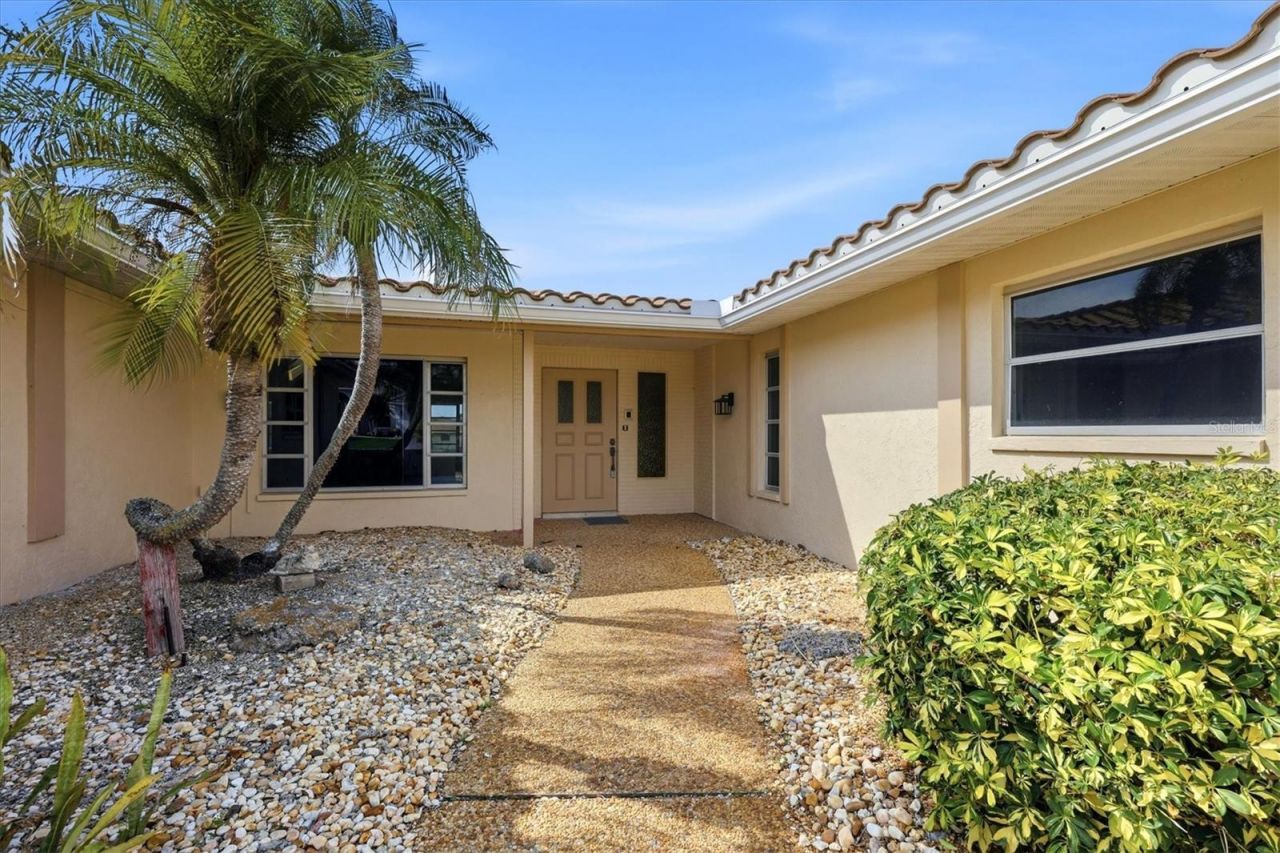 58 Windsor Drive , Englewood, FL 34223 Photo