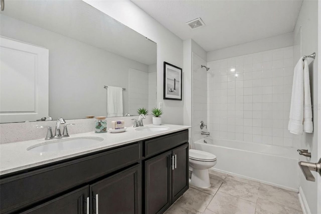 4360 Seven Canyons Drive , Kissimmee, FL 34746 Photo