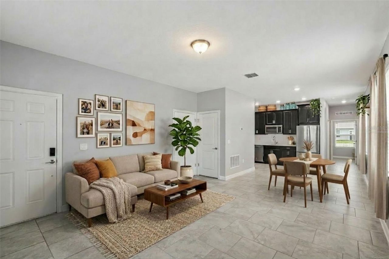 4360 Seven Canyons Drive , Kissimmee, FL 34746 Photo