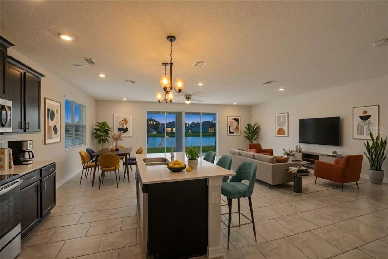 4360 Seven Canyons Drive , Kissimmee, FL 34746 Photo