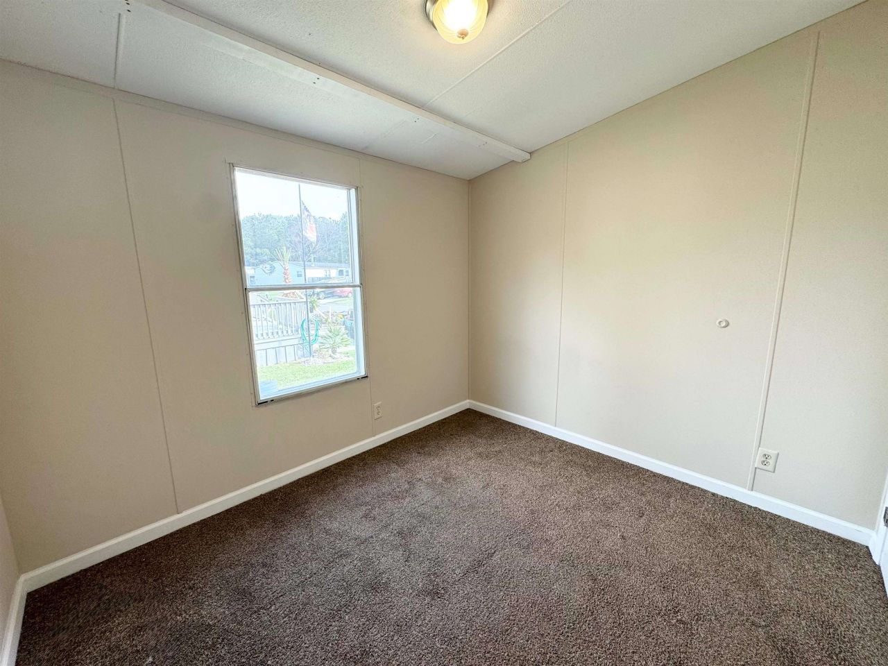 8405 Bloomwood Dr. Photo 4