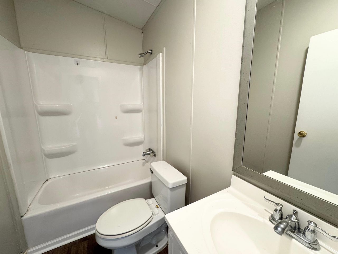 8405 Bloomwood Dr. Photo 8