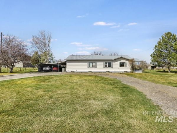 3985 N 2300 E, Filer, ID 83328