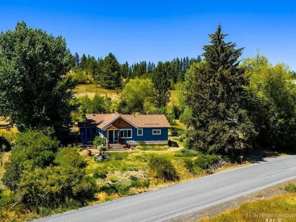 1031 Spring Valley Road, Troy, ID 83871