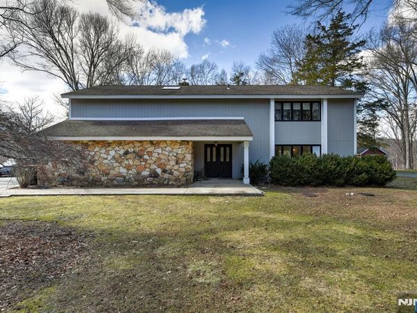 45 Birchwood Lane, Boonton Township, NJ 07005