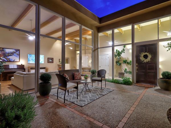 1815 Princeton Drive NE, Albuquerque, NM 87106