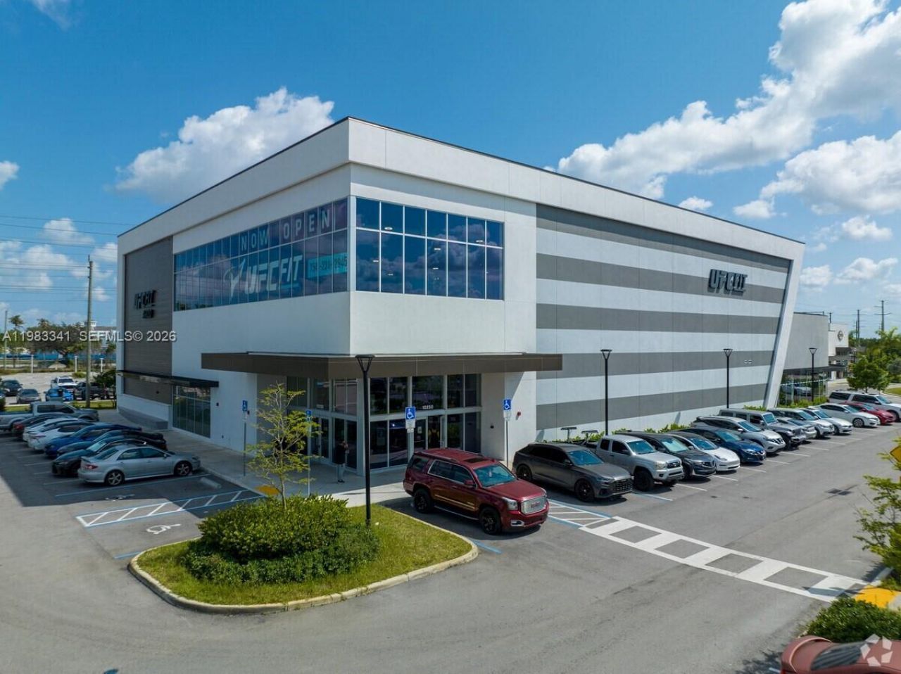 1000 E Saint Charles Pl, Unit 519, Pembroke Pines, FL 33026 Photo