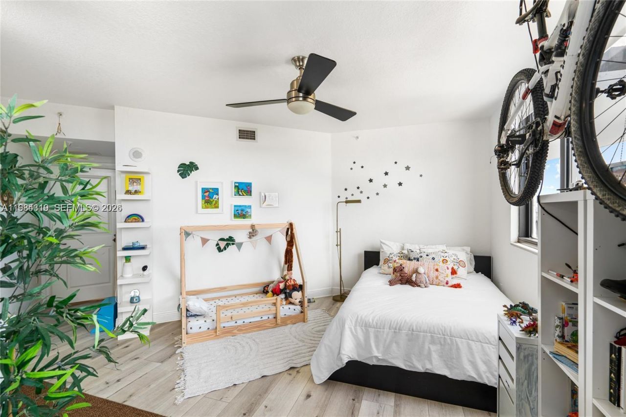 2301 SW 27th Ave , Unit 1203, Miami, FL 33145 Photo