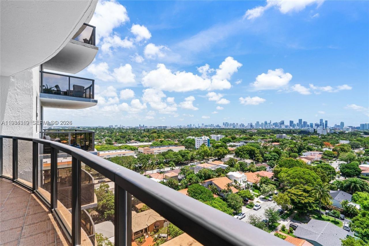 2301 SW 27th Ave , Unit 1203, Miami, FL 33145 Photo